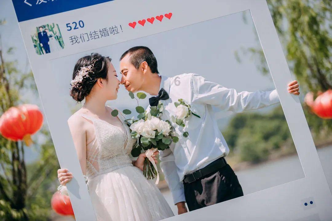 小球进黑洞